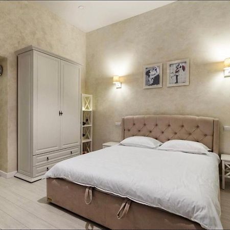 Lucky Apartmens In Centre Lviv リヴィウ エクステリア 写真