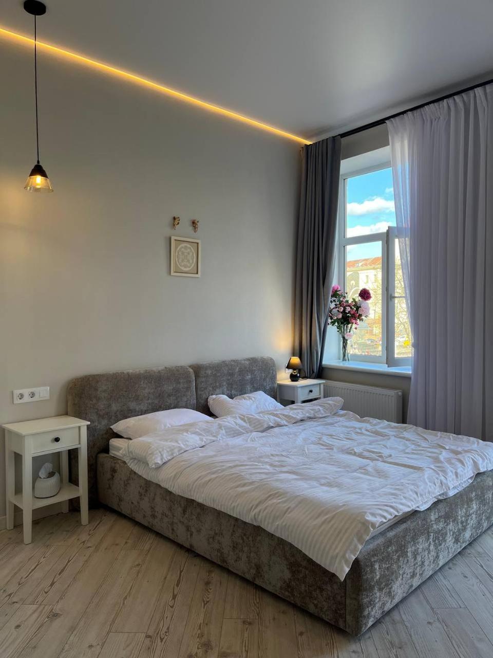 Lucky Apartmens In Centre Lviv リヴィウ エクステリア 写真